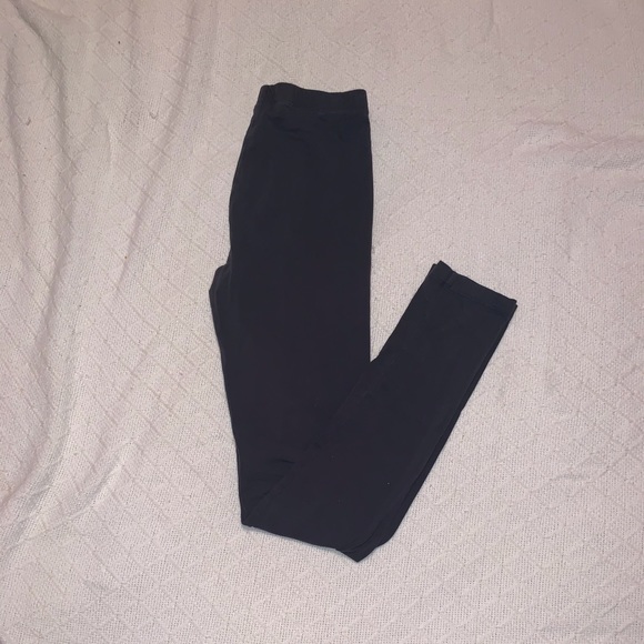 🔥 3/$20 Gray Forever 21 Leggings - Picture 1 of 3